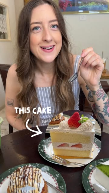 Marbre Vegan: Japan's Must-Try Strawberry Shortcake