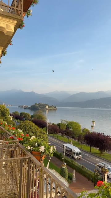 Grand Hotel Des Iles Borromee And Hemingway Bar