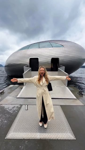 Fine Dining Experiences In Floating Structures