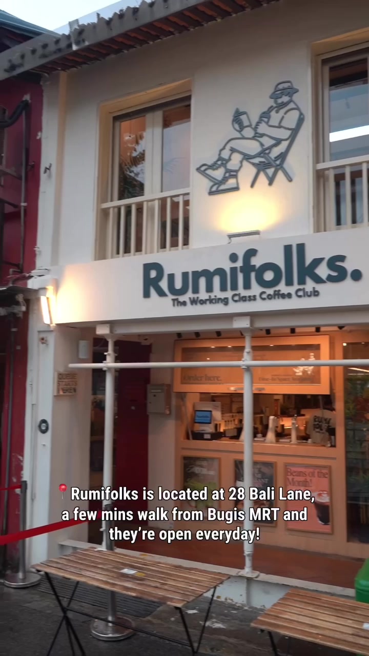 Bugis Café Serves Comfort Food and Refreshing Drinks
