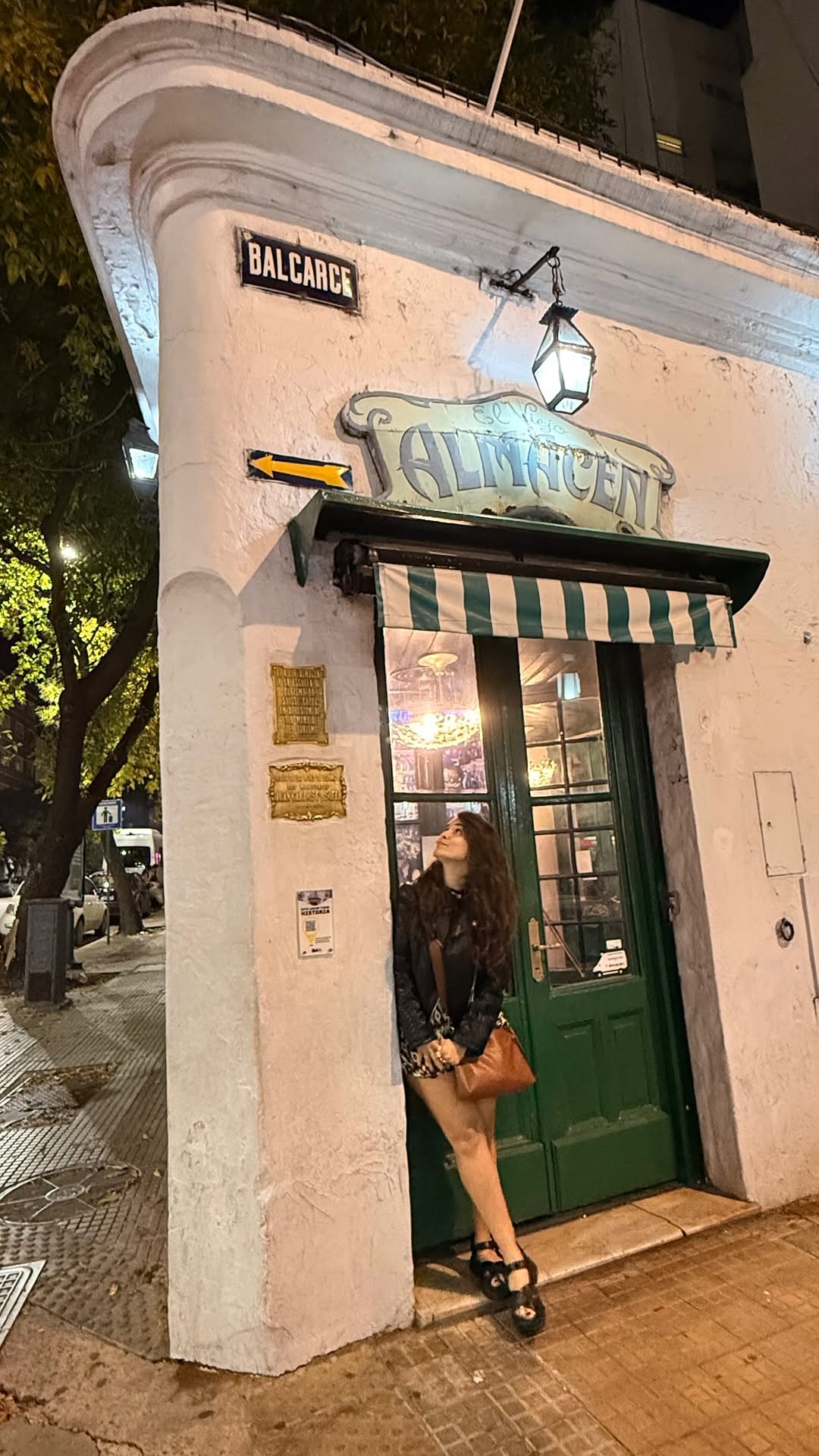 Historic Buenos Aires Venue Hosts Tango Show