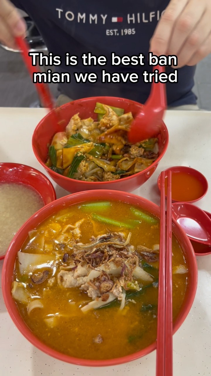 Mei Wei Ban Mian Serves Mee Hoon Kueh