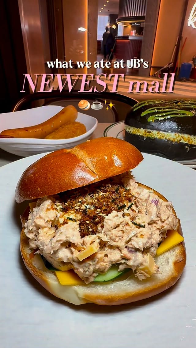 Johor Bahru Mall Cafe Features Bagel Dishes
