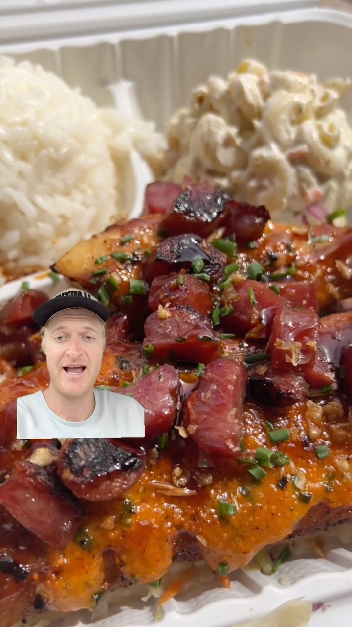 Ai Pono Cafe: Popular Poke and Hawaiian Plates