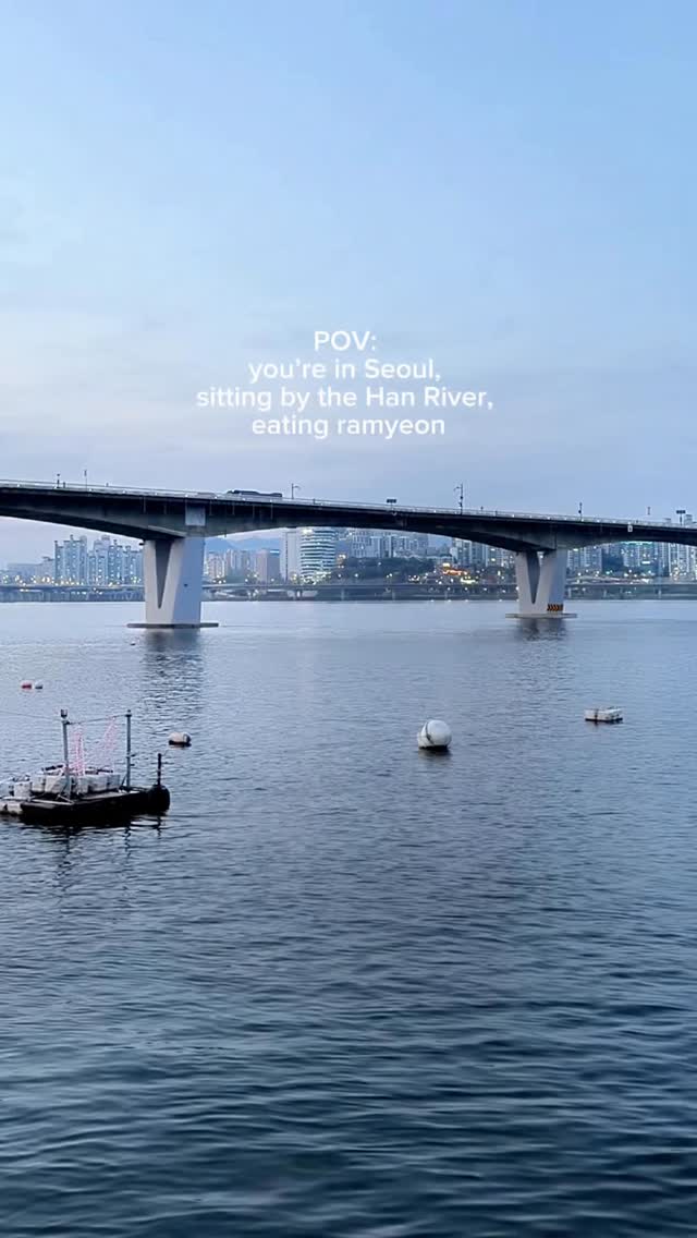 Yeouido Hangang Park's Waterside Charm