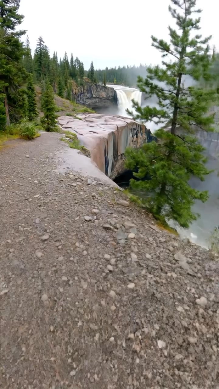 Minnesota's Mysterious Devil's Kettle Falls