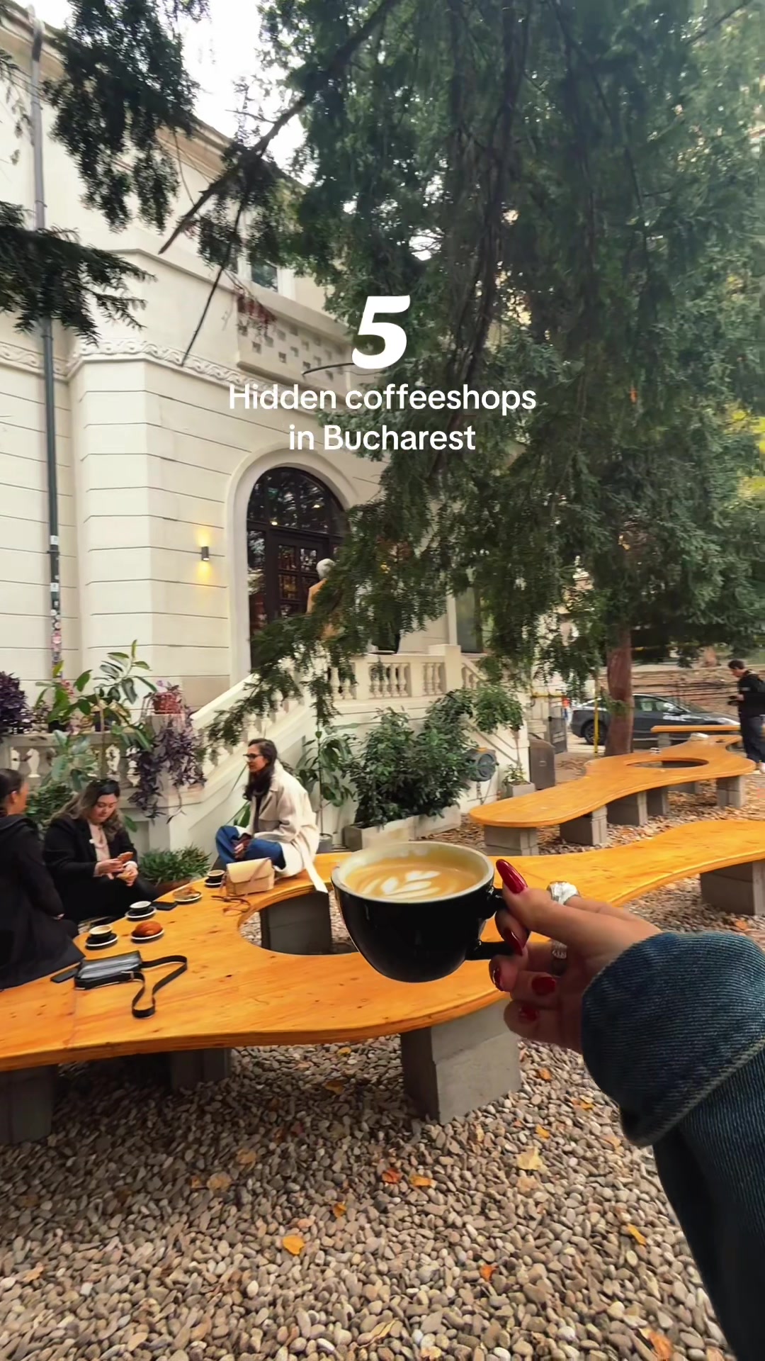 5 Cafes in București