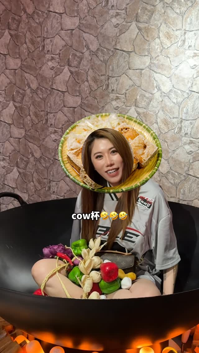 Stinky Tofu Spot With Knife Ladder Decor