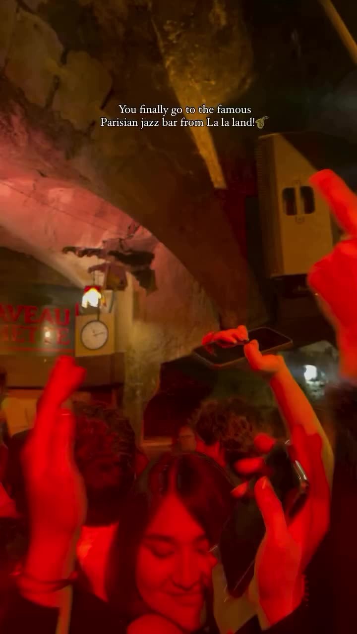 Parisian Jazz Bar Evokes "La La Land" Magic