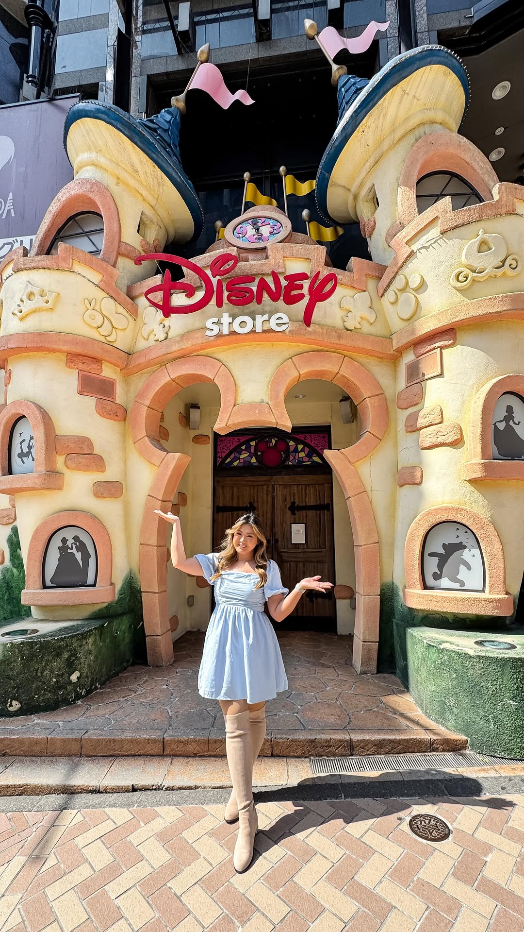 Shibuya Disney Store's Enchanting Castle Design
