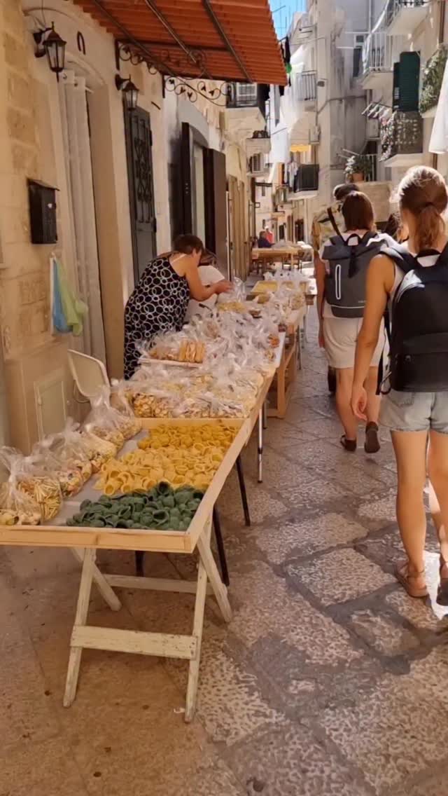 Bari's Pasta Streets Feature Orecchiette Makers