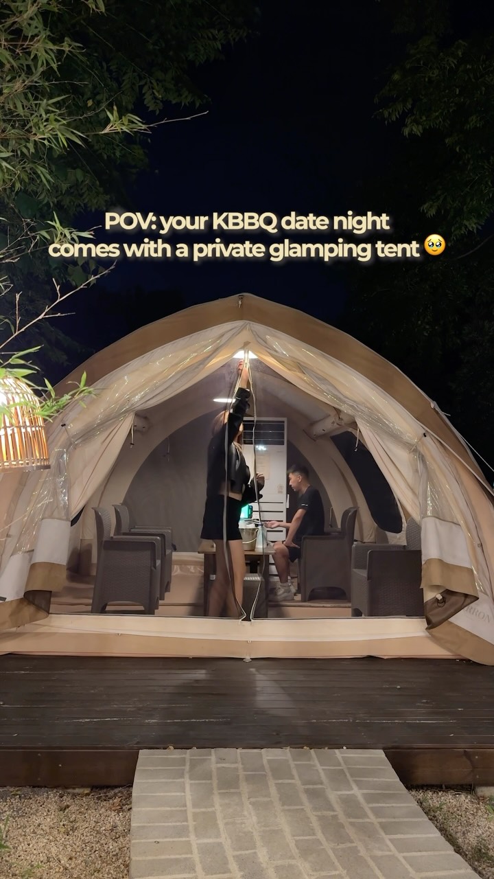 Jeju Black Pork Glamping Dining Experience