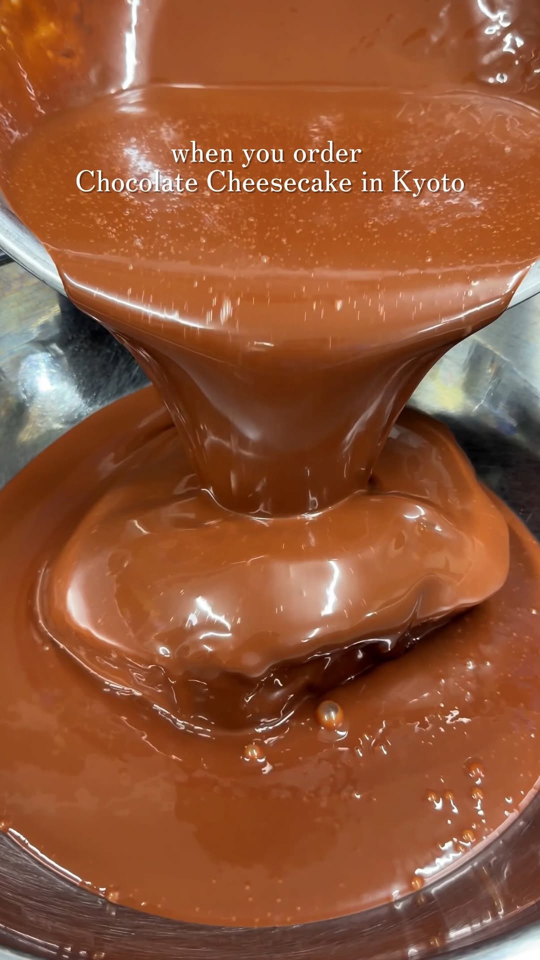 Kyoto Cafe Features Adorable Chocolate Bear Cheesecake