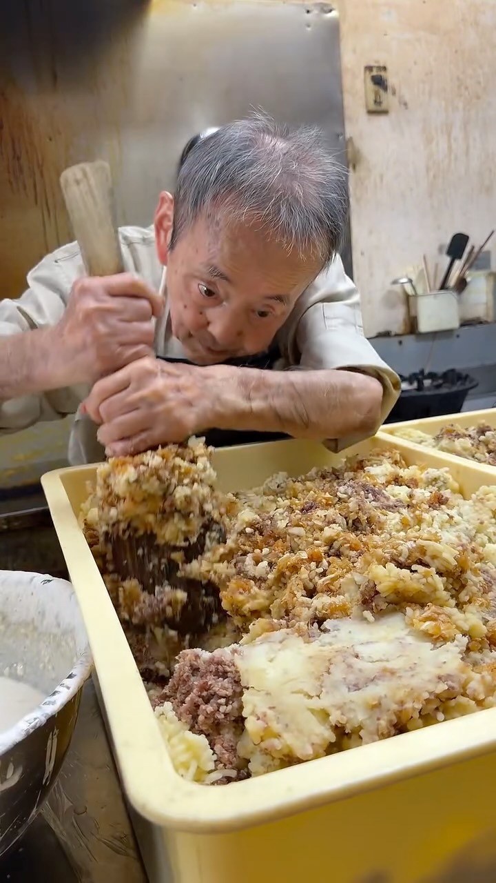 Osaka Deli Sells Beloved Beef Croquettes