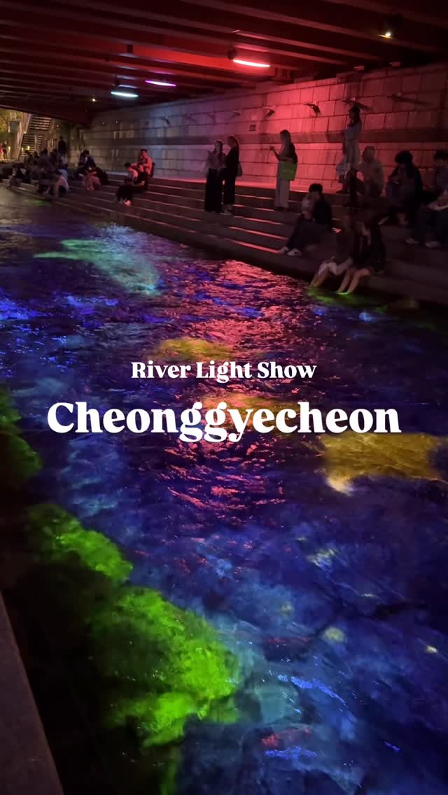 Seoul's Cheonggyecheon Stream and Gwanggyo Bridge