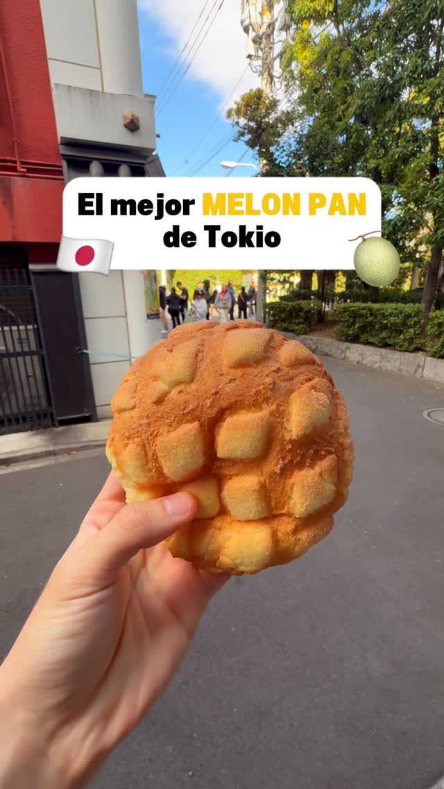 Asakusa's Famous Melon Pan at Sensō-ji