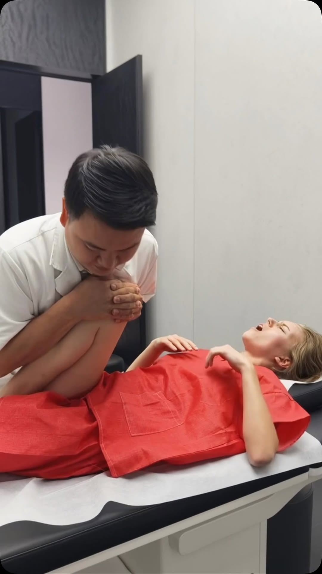 Traditional Chinese Medicine Experiences in Shenzhen