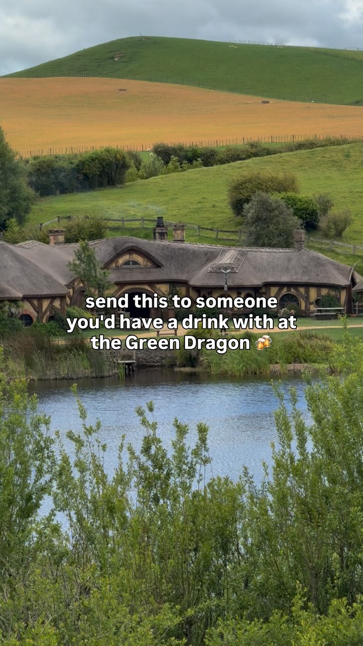 Hobbiton Movie Set And Green Dragon Tavern