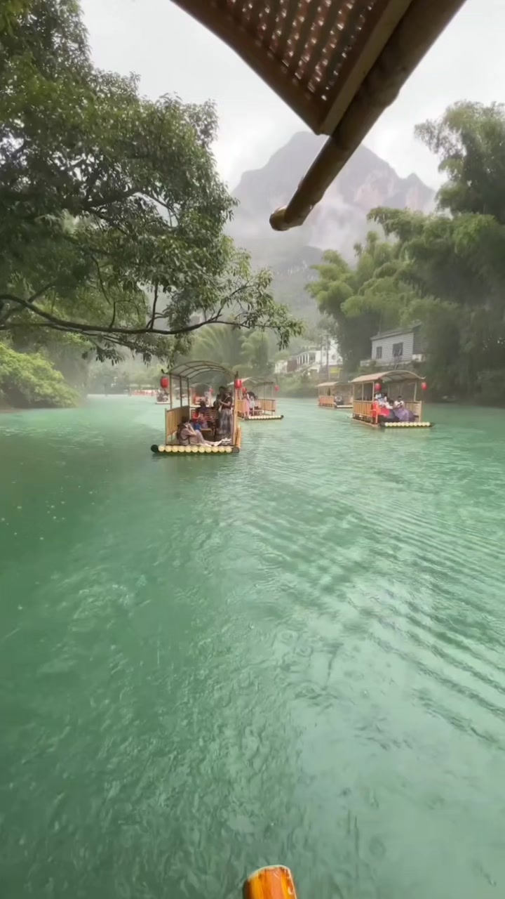 Four Guizhou Attractions Showcase Karst Beauty
