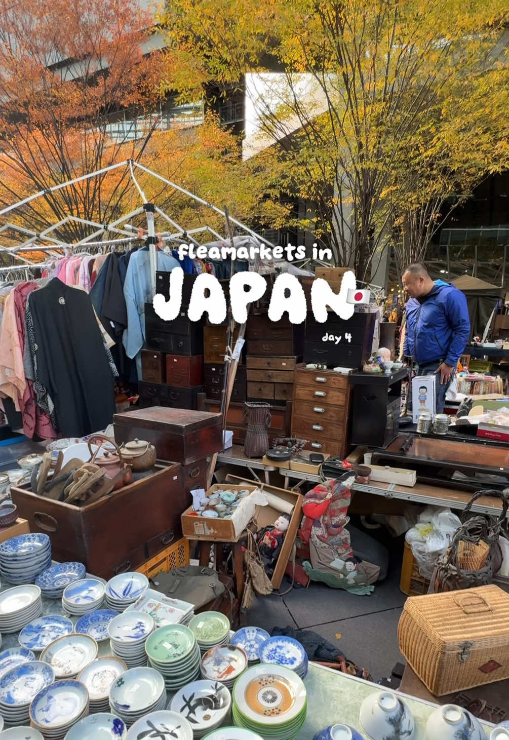 Tokyo's Premier Antique Market for Japanese Ceramics
