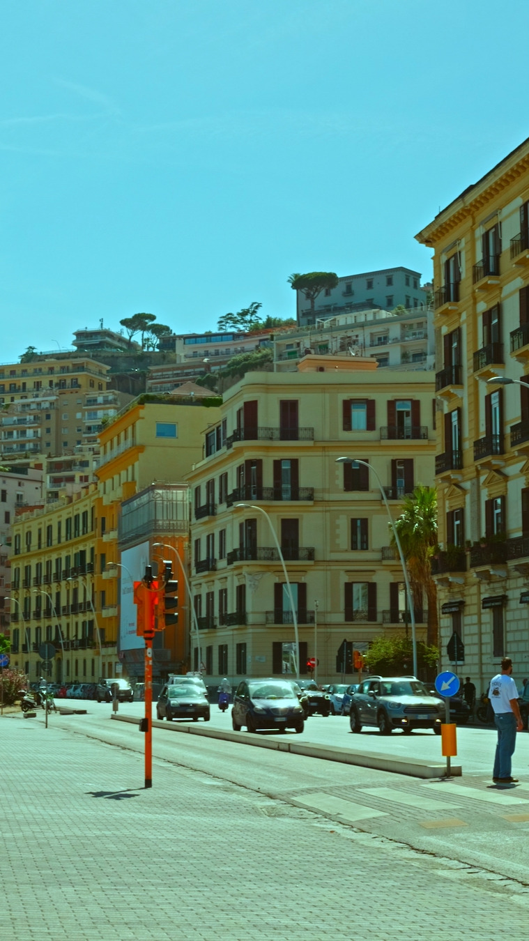 9 Places in Napoli