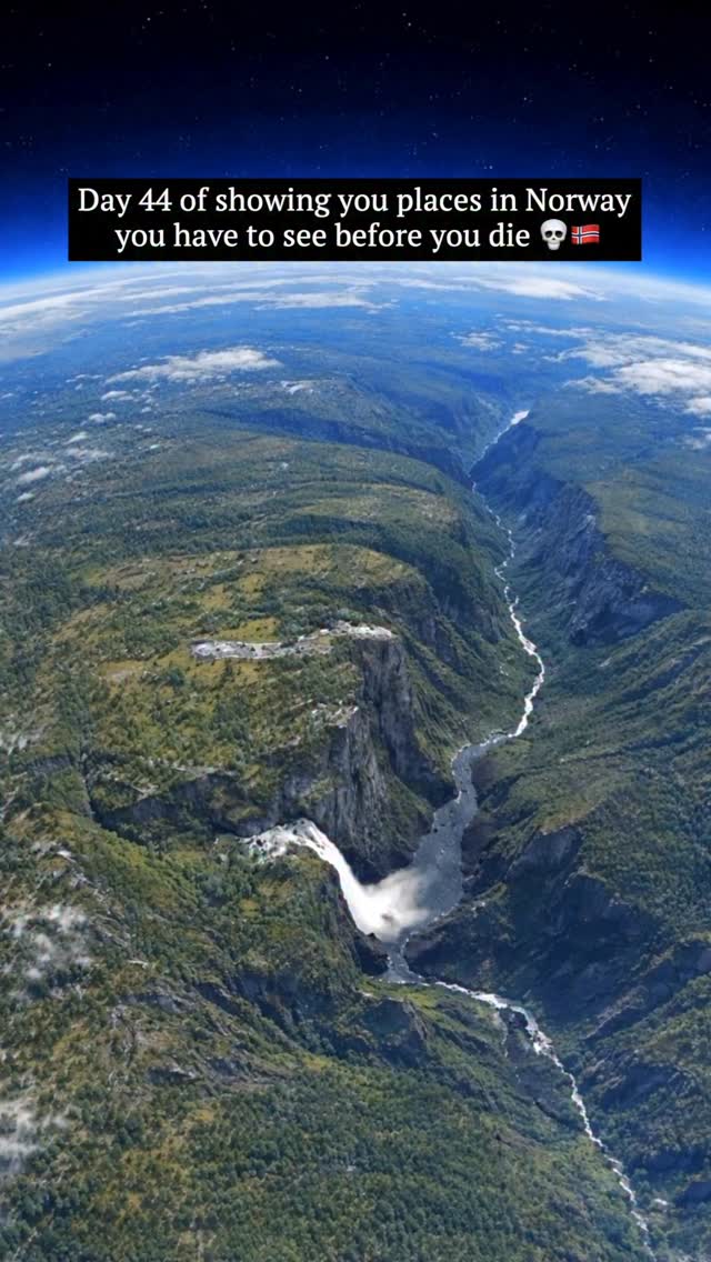 Norway Waterfalls And Mountain Plateaus