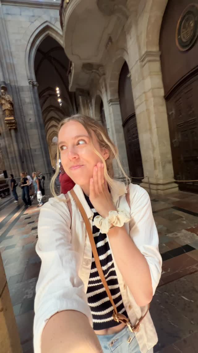 Prague Castle Offers Torture Chamber And Golden Lane
