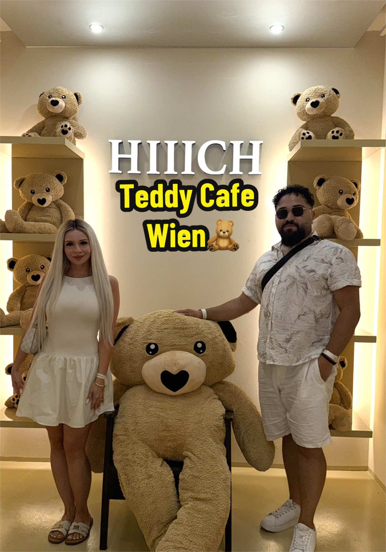 Vienna's Teddy Cafe Offers Themed Treats