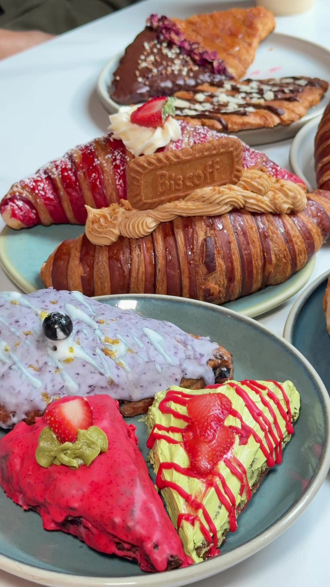 Café du Port Offers Late Hours and Delicious Baked Goods
