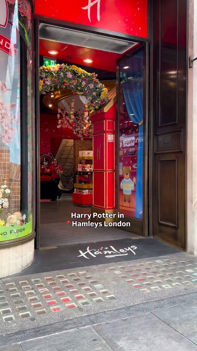 Hamleys Harry Potter Toy Store London