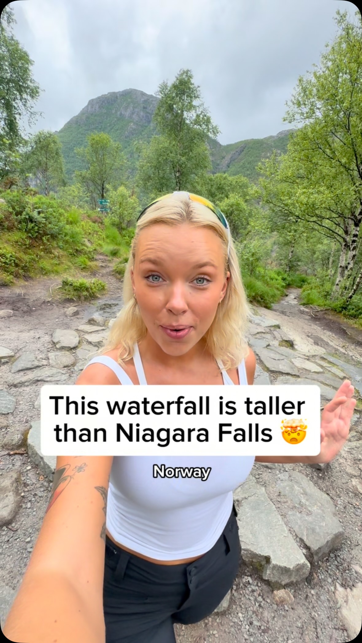 Månafossen Waterfall Near Stavanger