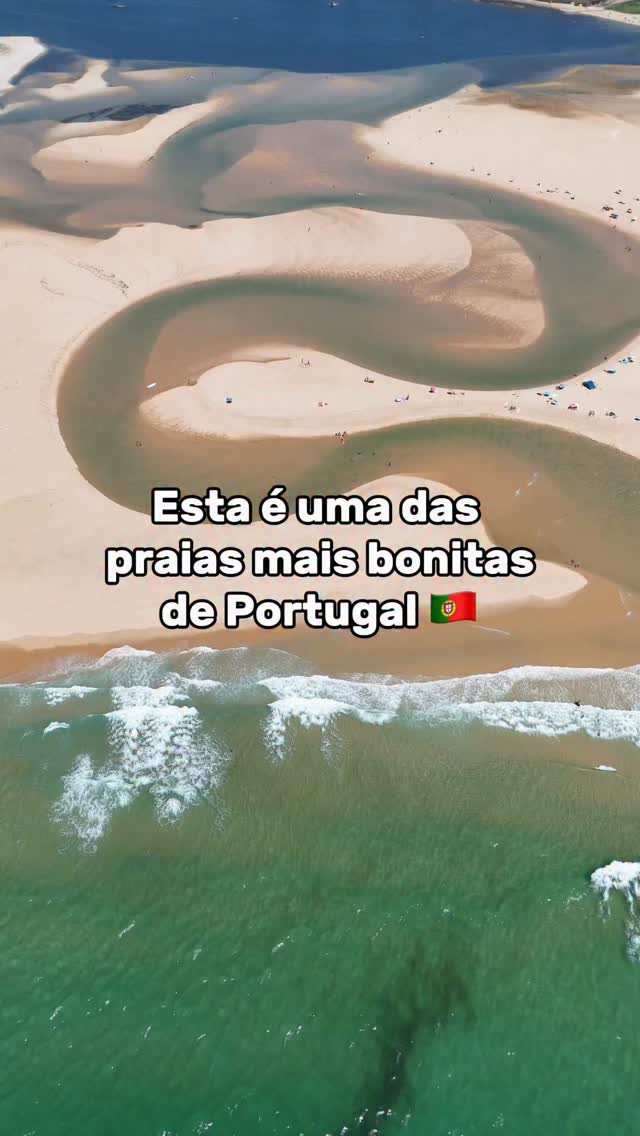Beautiful Lisbon Area Beach Offers Natural Pools