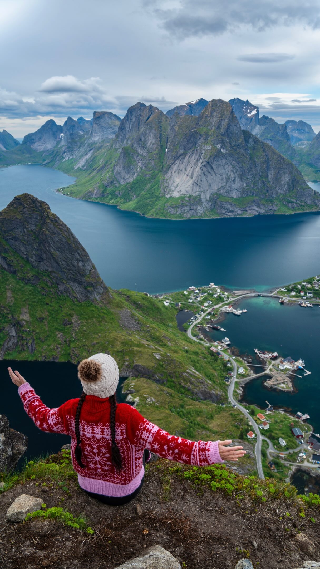 Challenging Lofoten Hike with Panoramic Views