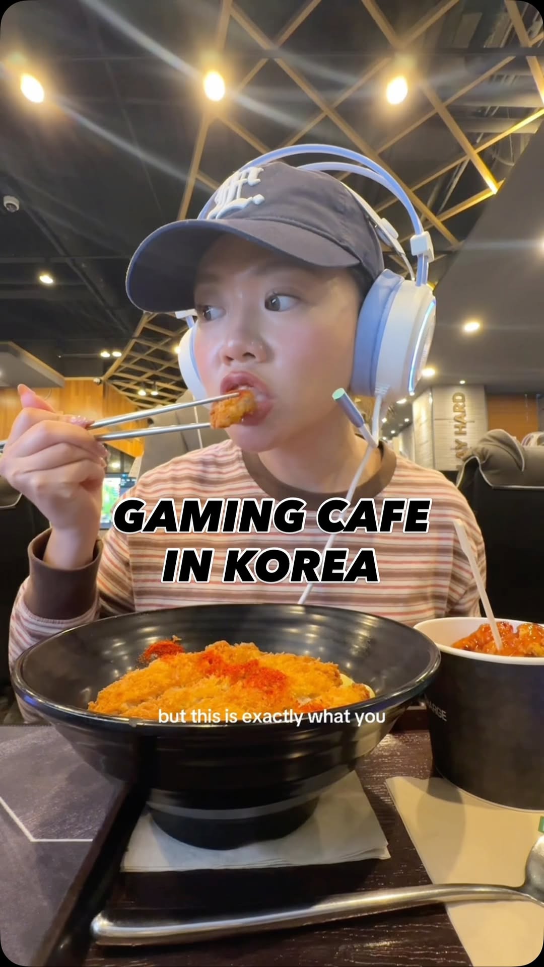 24-Hour Gaming Cafe Serves Food and Drinks
