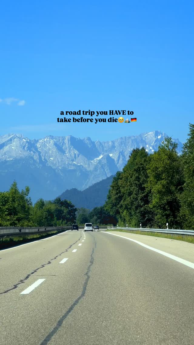 Bavarian Alps Road Trip: Castles, Lakes, and Peaks