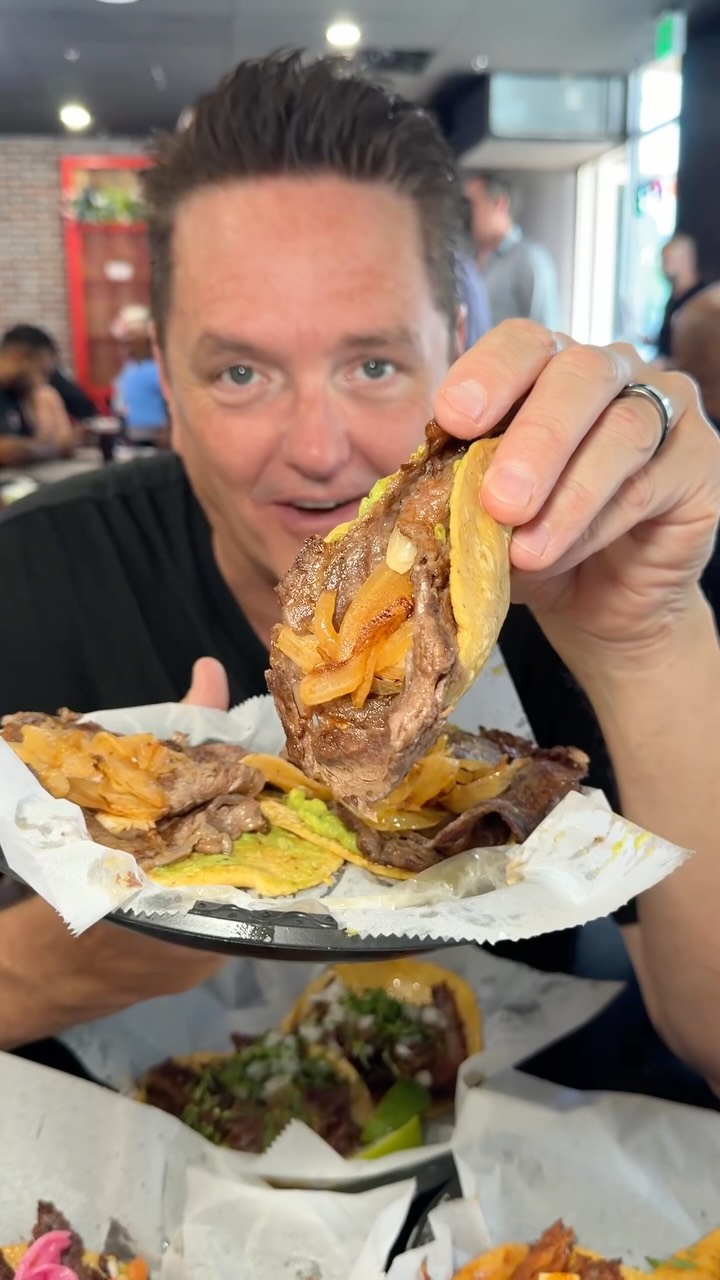 Los Trompos Taqueria: Mexico City Style Tacos