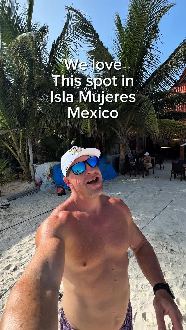 Cancun and Isla Mujeres Beachfront Seafood Dining