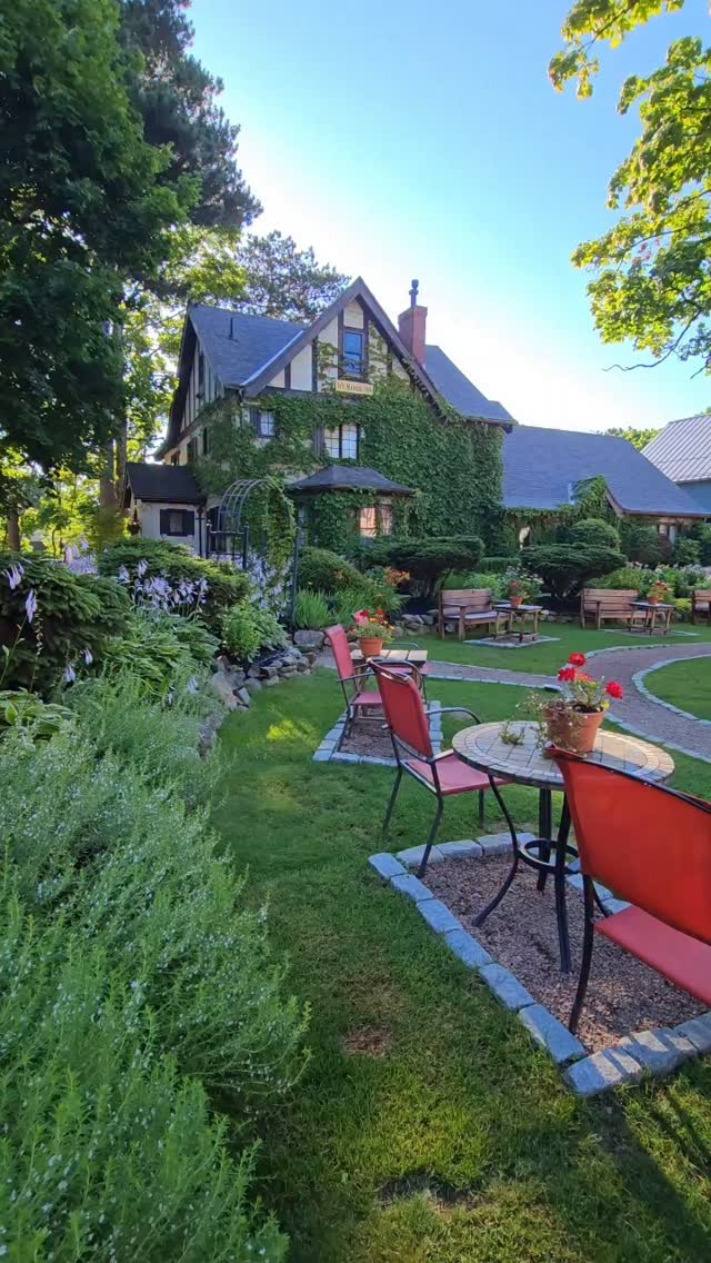 Charming Small Towns For Your Next Getaway