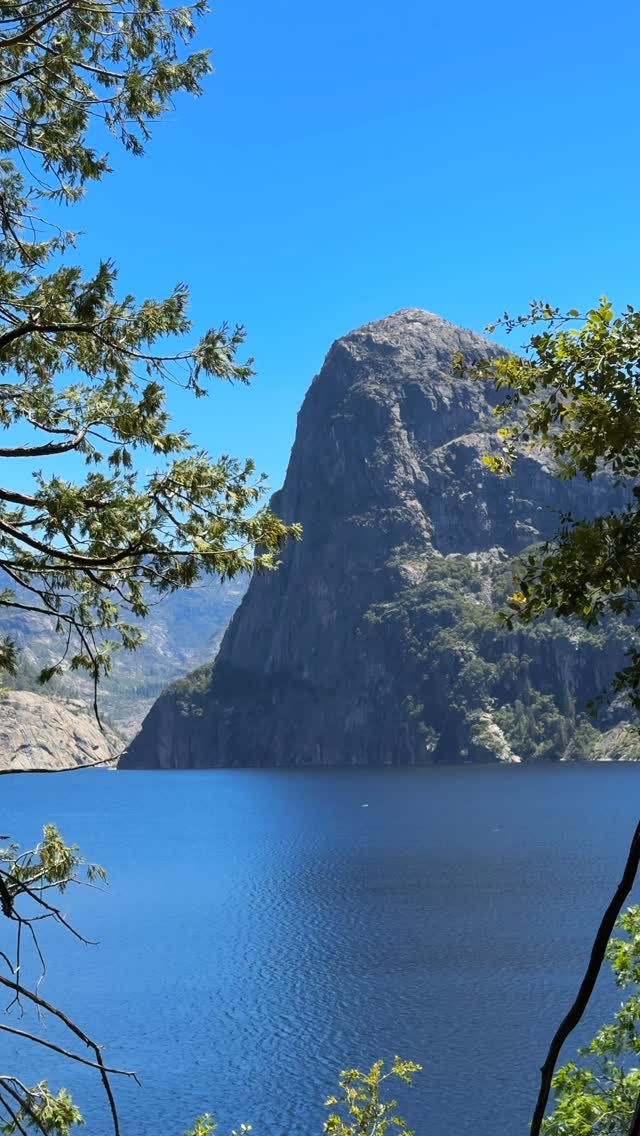 Hetch Hetchy: Yosemite's Serene Waterfall Destination