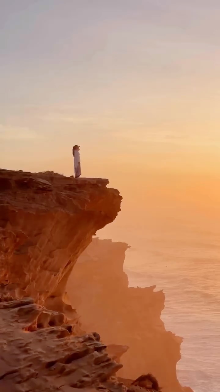Moroccan Destinations: Cities, Deserts, and Coastlines