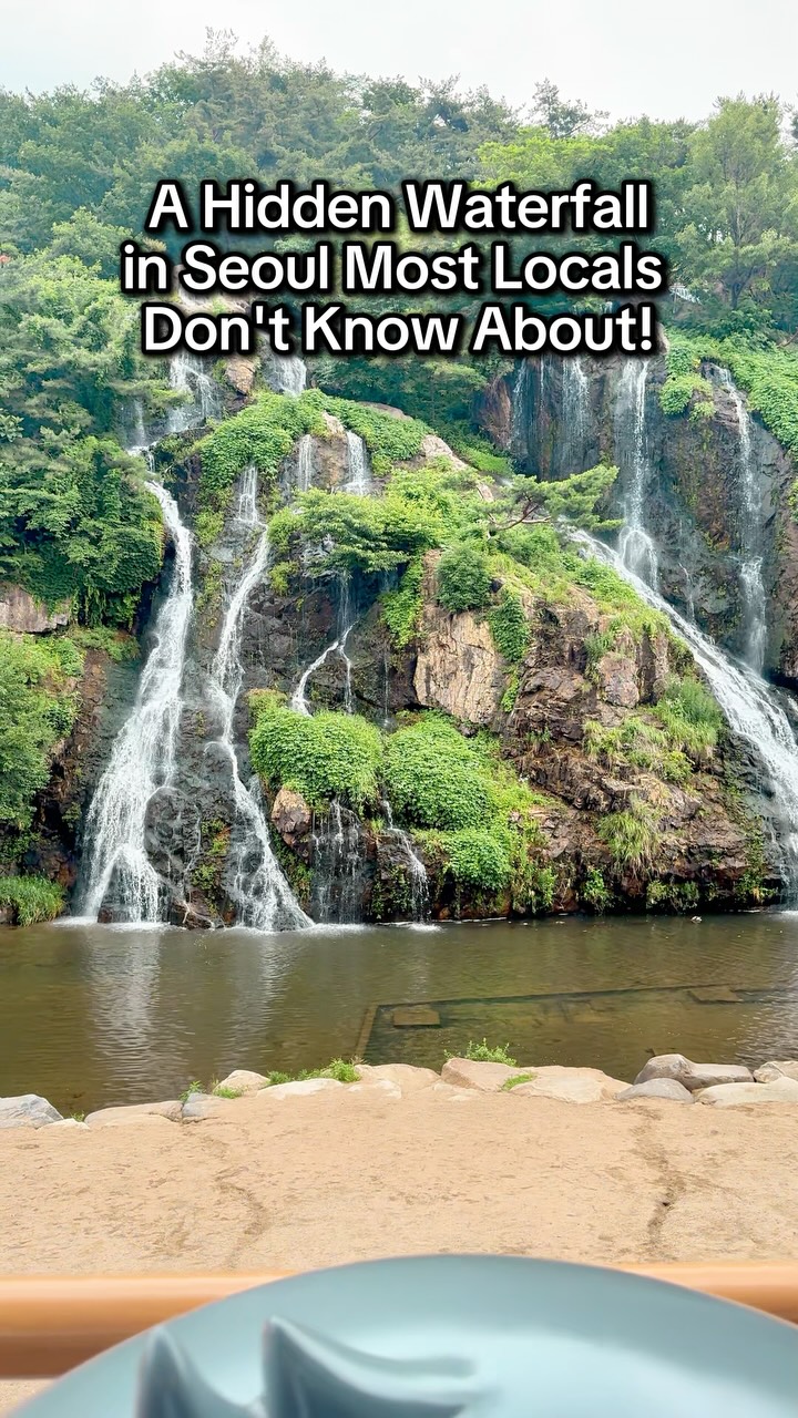 Seoul's Waterfall Cafes Offer Tranquil Retreats