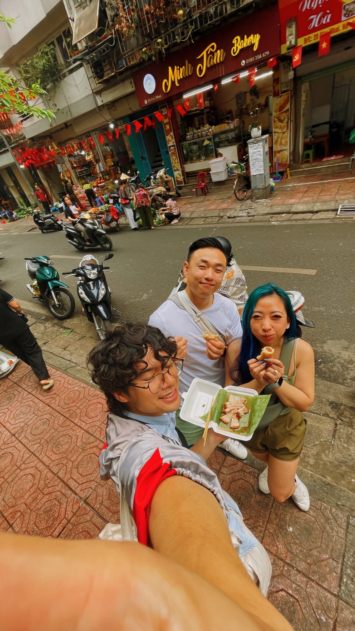 Hanoi Food Tour: Sticky Rice, Banh Mi, and Sweet Treats