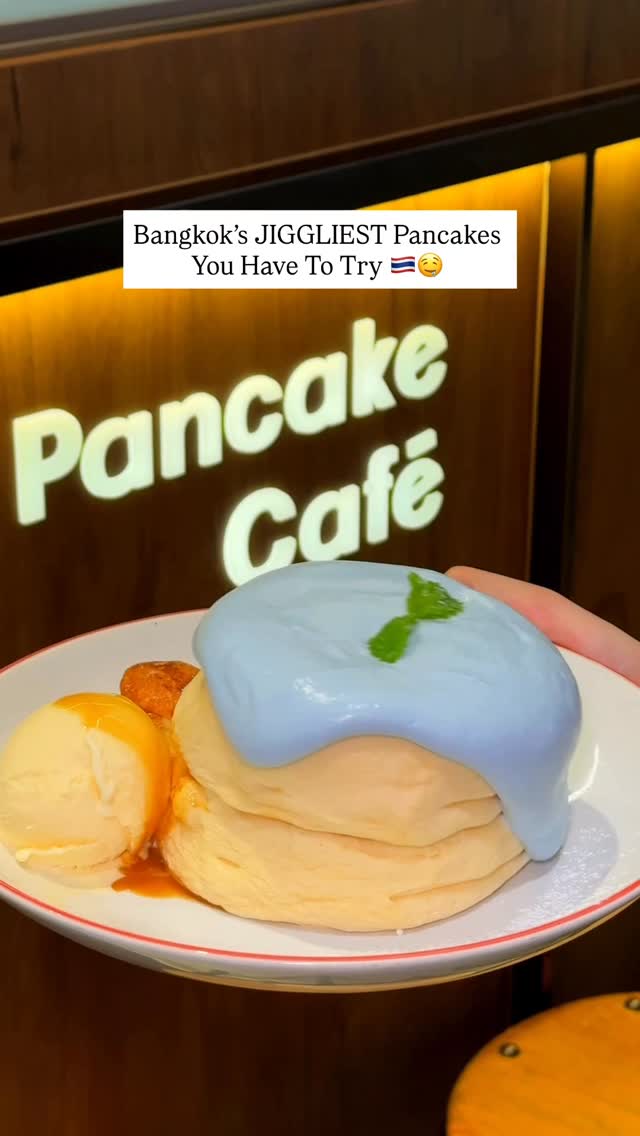 Coconut Soufflé Pancakes at Bangkok Cafe