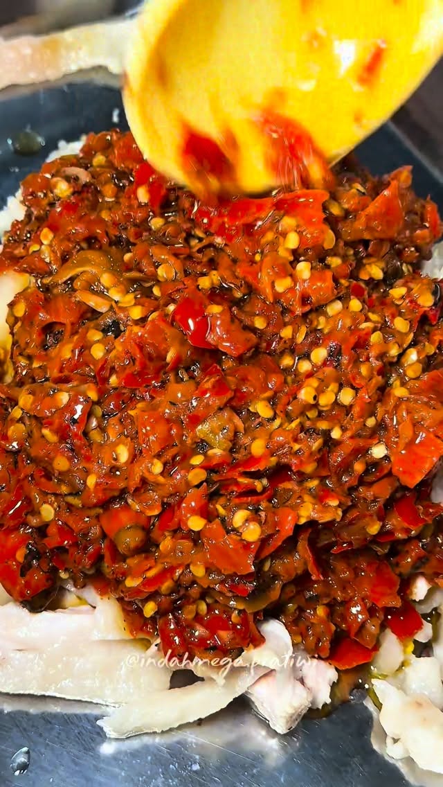 Babi Guling Nini: A Sere Lemo Delicacy