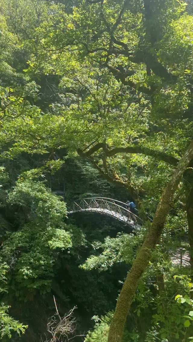 2 Landmarks in Wales