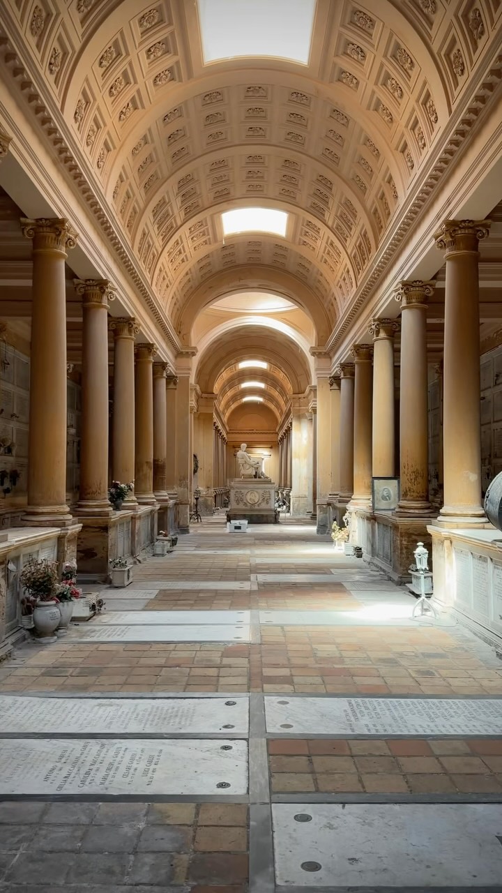 Certosa di Bologna: A Historic Cemetery and UNESCO Site