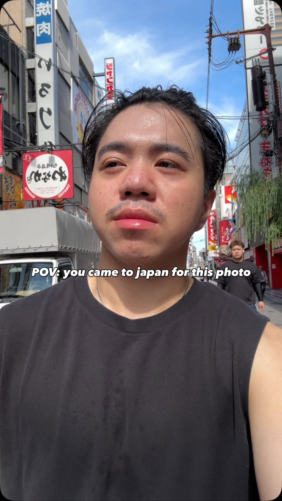 Iconic Crab Sign Photo Opportunities in Dotonbori