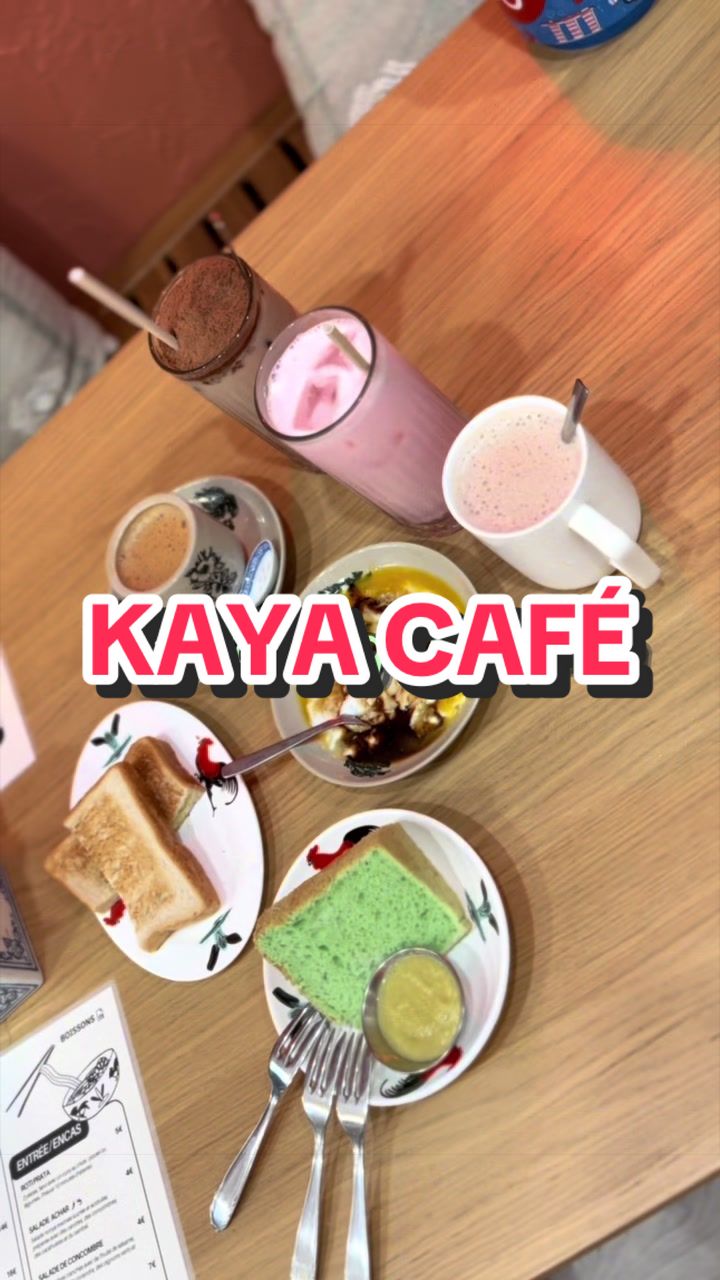 Parisian Cafe Serves Authentic Singaporean Cuisine