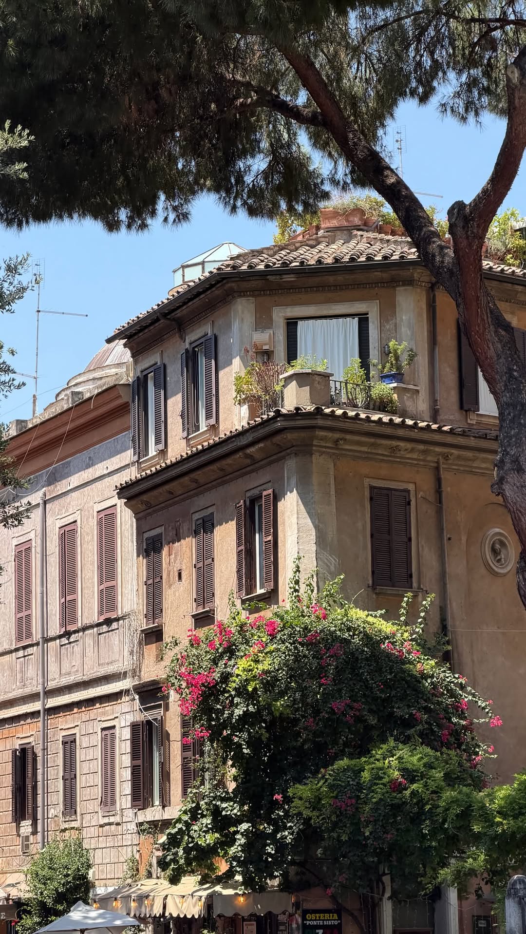 2 Bakeries in Roma