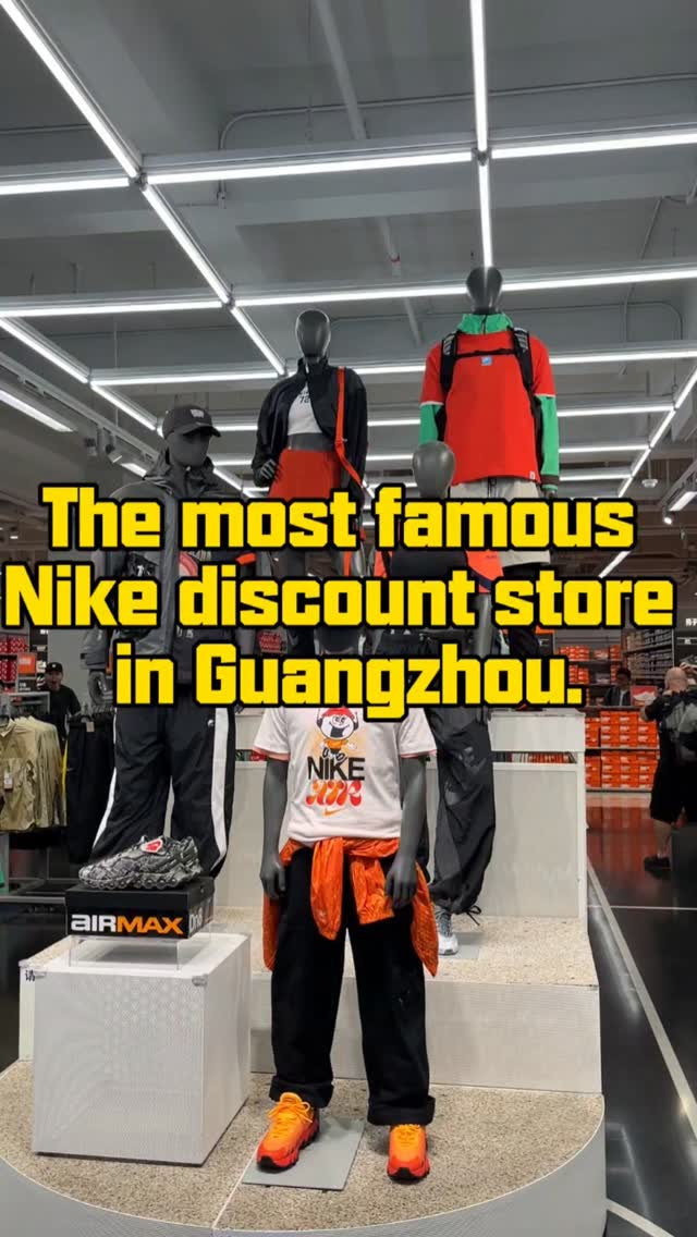 2 Shops in Guang Zhou Shi